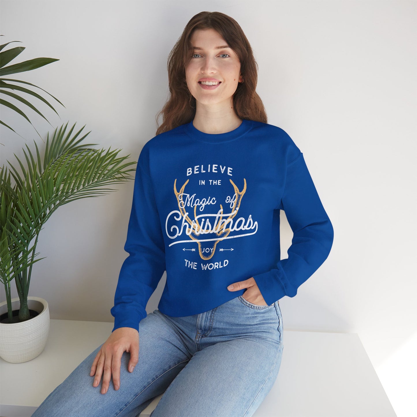 Believe In The Magic Of Christmas - Unisex Heavy Blend™ Crewneck Sweatshirt