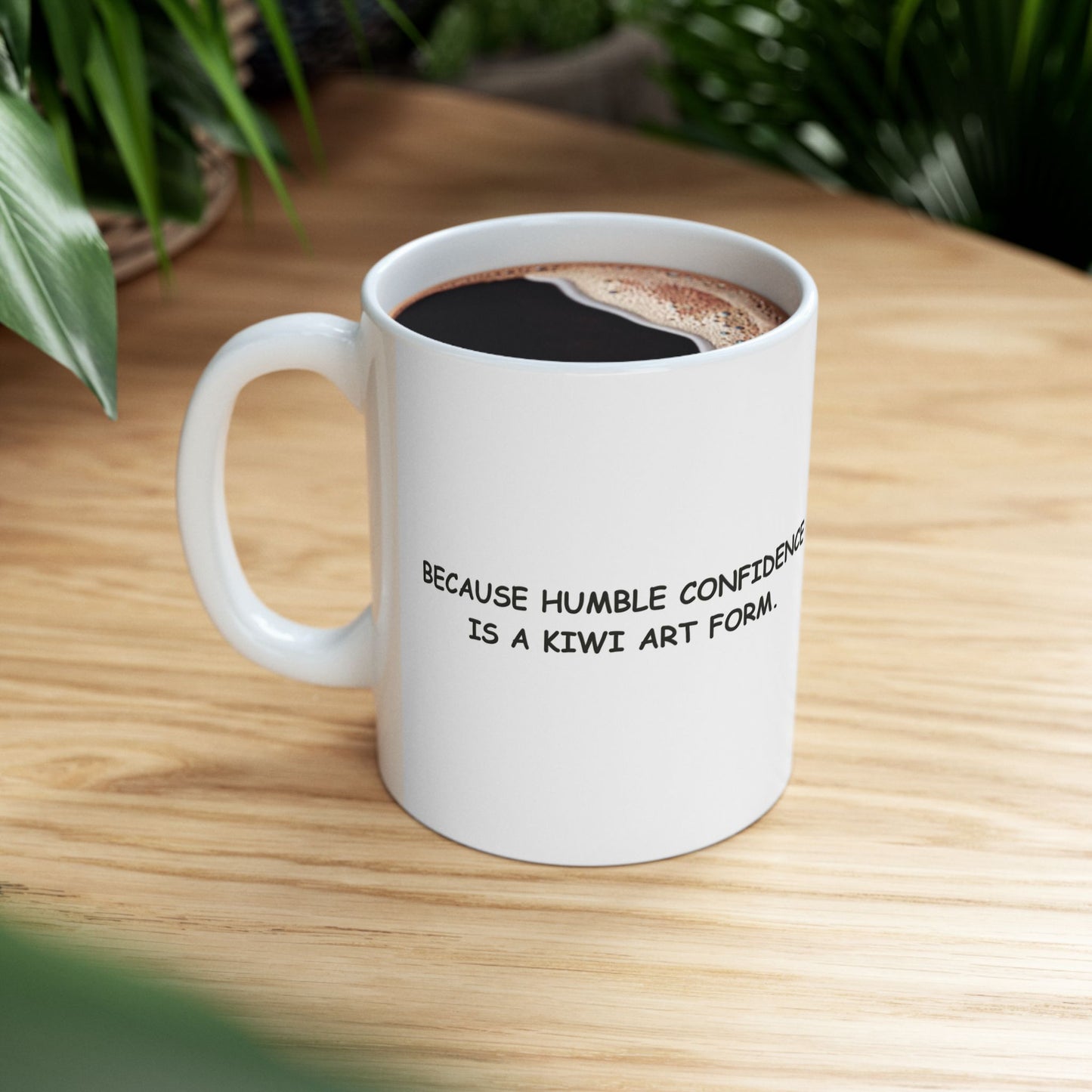“I'm not arguing, I'm just explaining why I'm right – Kiwi edition.” Ceramic Mug - 11oz & 15oz - 12882