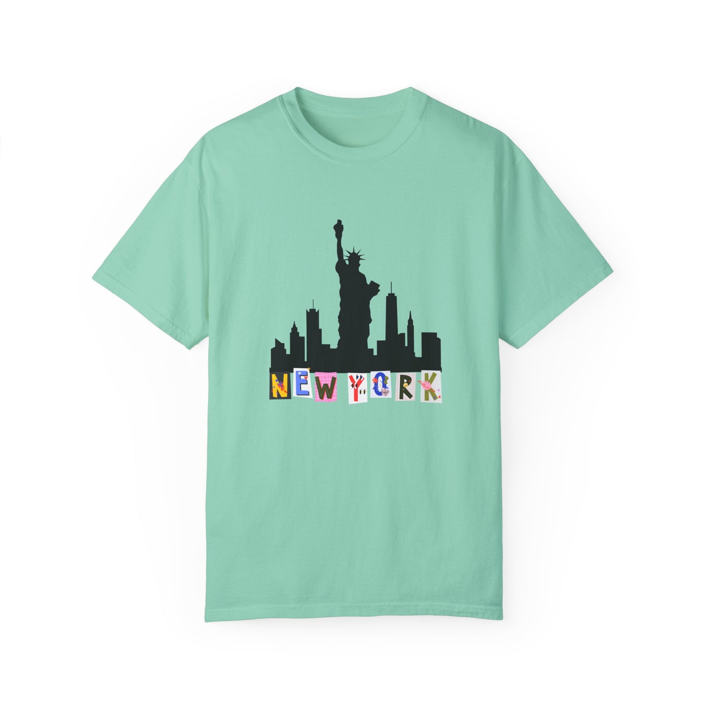 New York Skyline Graphic T-Shirt - Unisex Garment-Dyed Tee for City Lovers - 12002