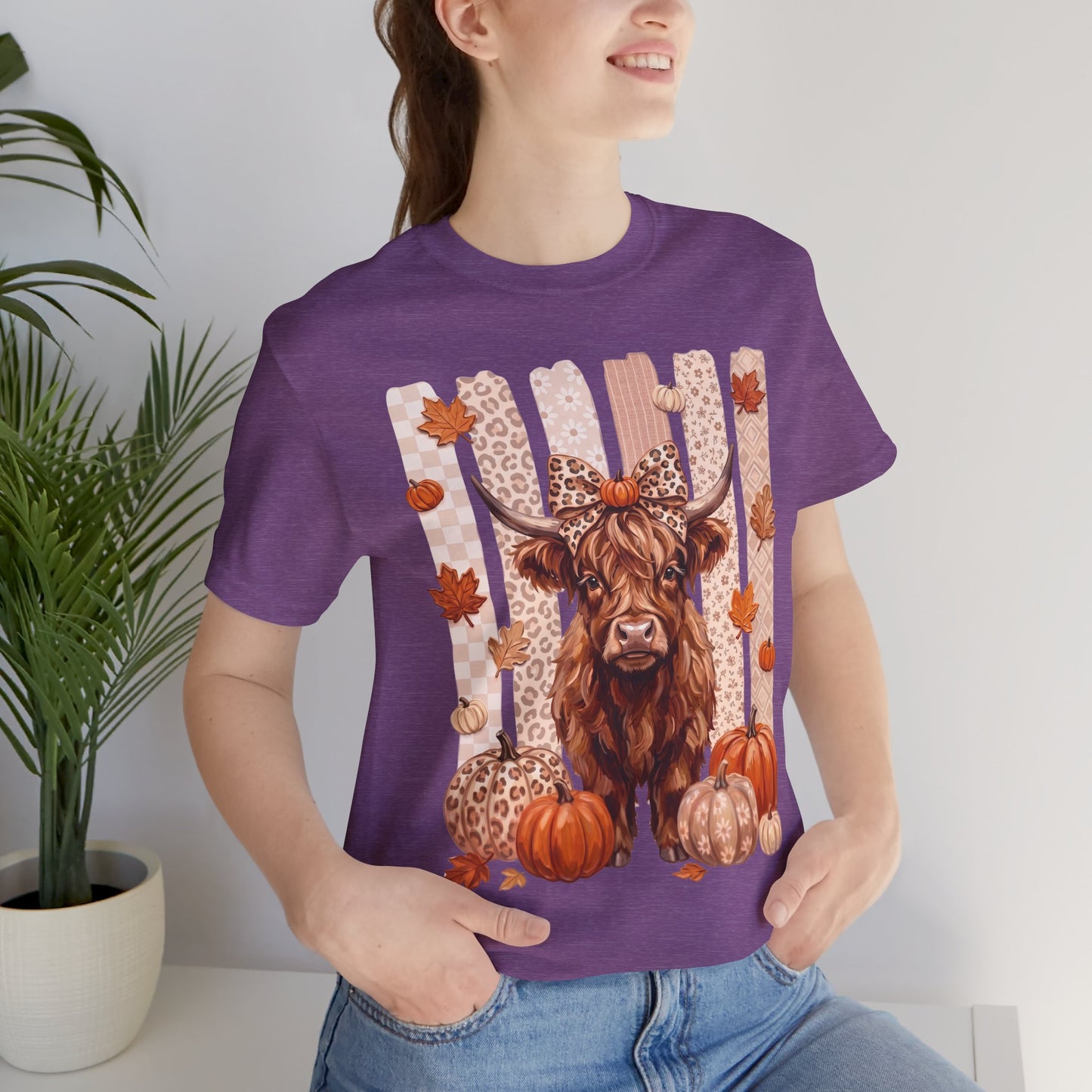 Highland Cow Autumn T-Shirt — Pumpkin & Leaves Fall Graphic Tee - 14942