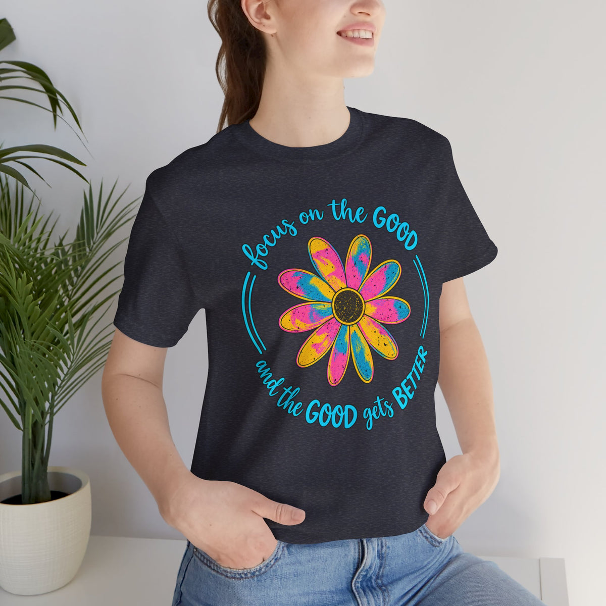 Focus on the Good T-Shirt, Colorful Retro Daisy Graphic Tee - 14563