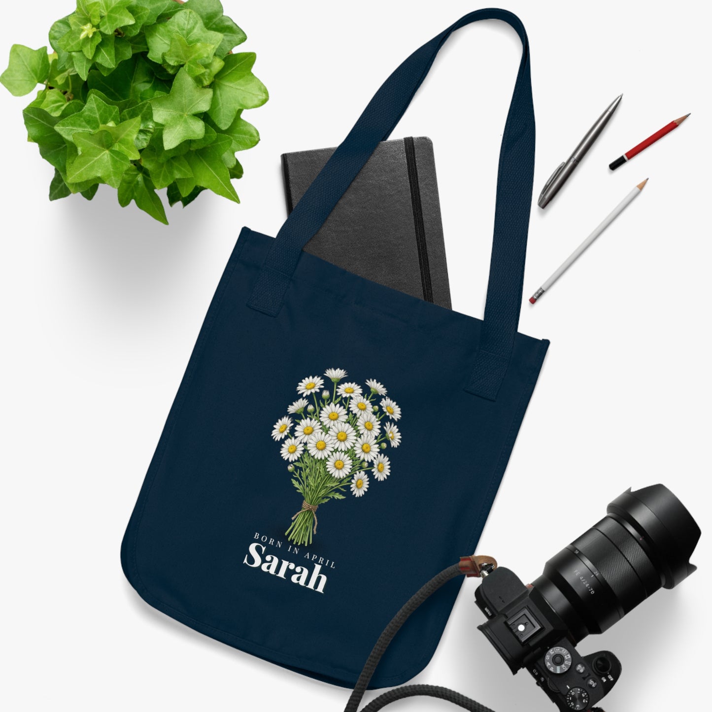Personalized April Daisy Birth Flower Tote Bag – Custom Name Canvas Tote, Floral Birthday Gift for Her - 14839