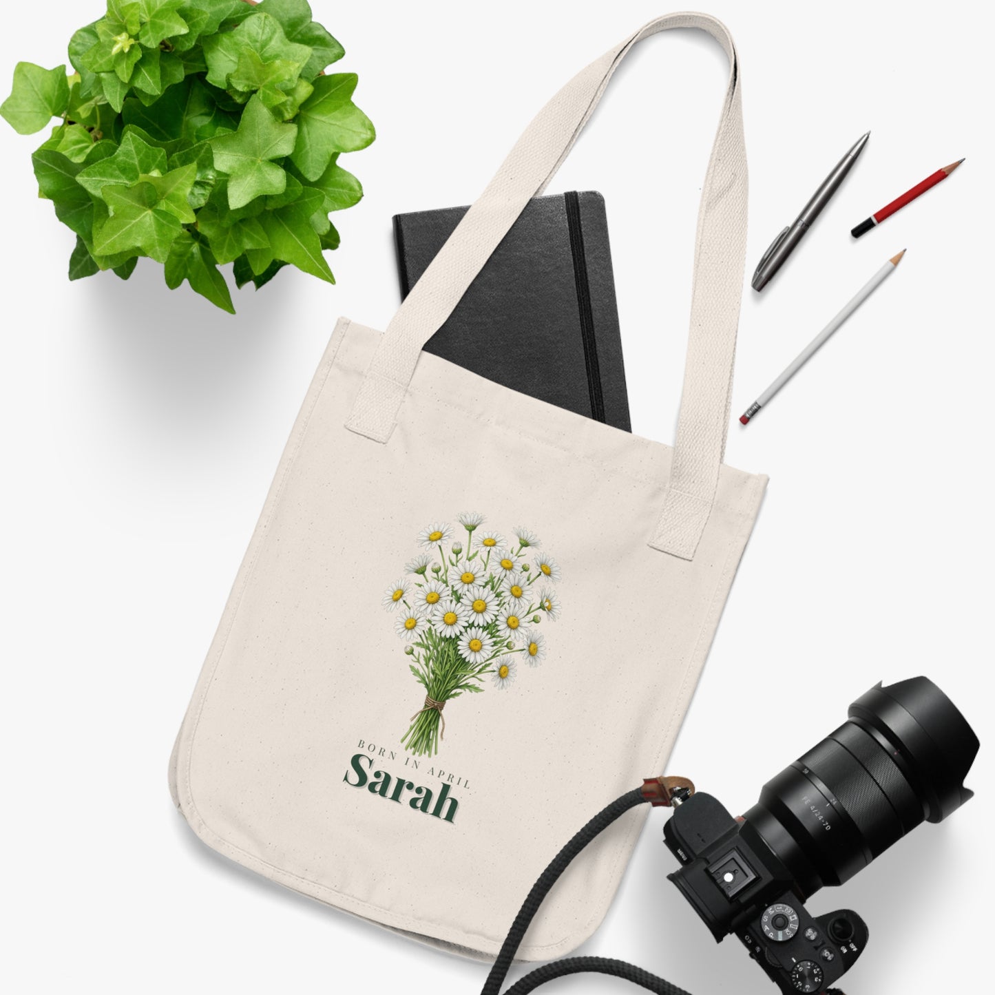 Personalized April Daisy Birth Flower Tote Bag – Custom Name Canvas Tote, Floral Birthday Gift for Her - 14839