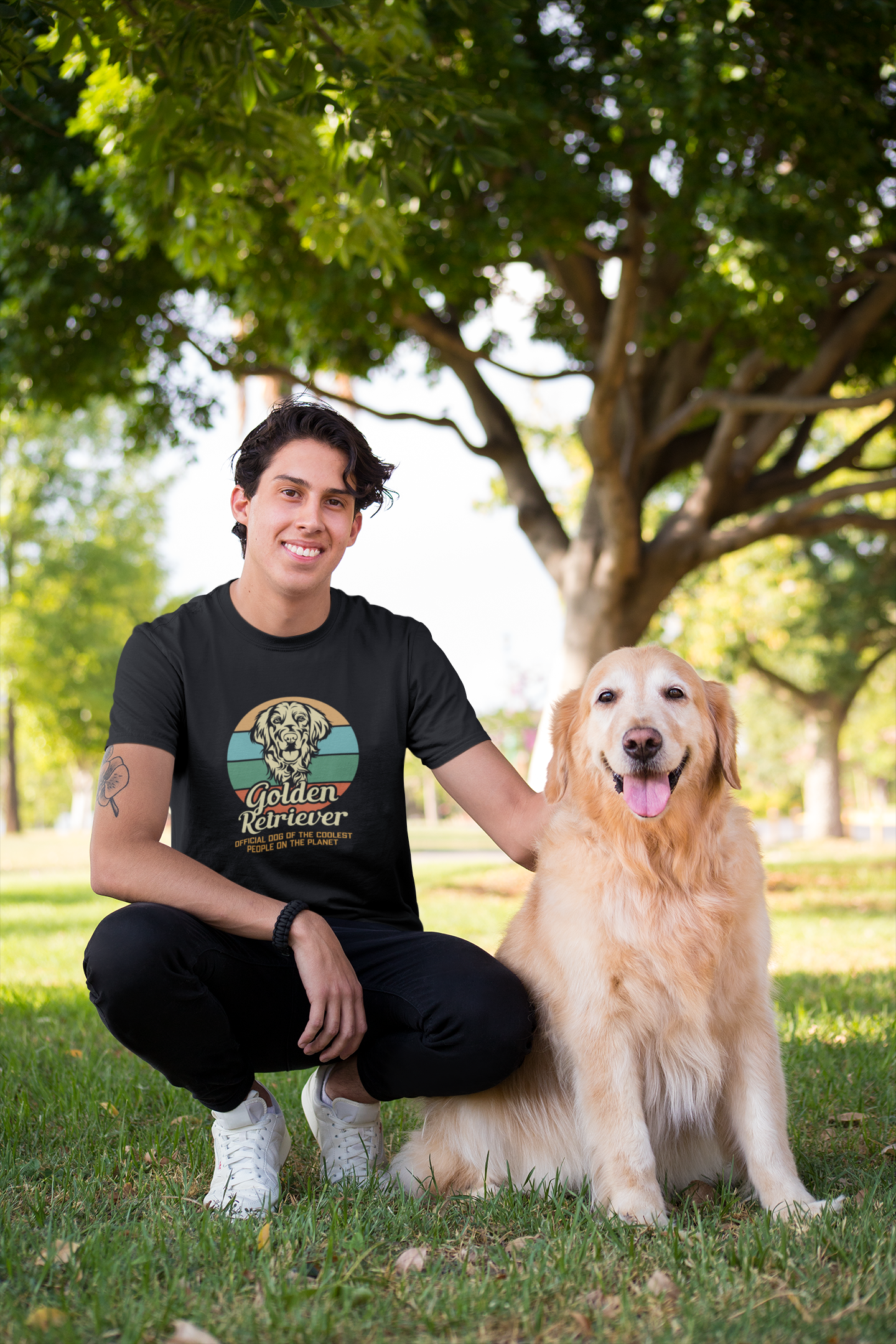 Golden Retriever - Official Dog of the  Coolest People on the Planet - Unisex Jersey Short Sleeve Tee