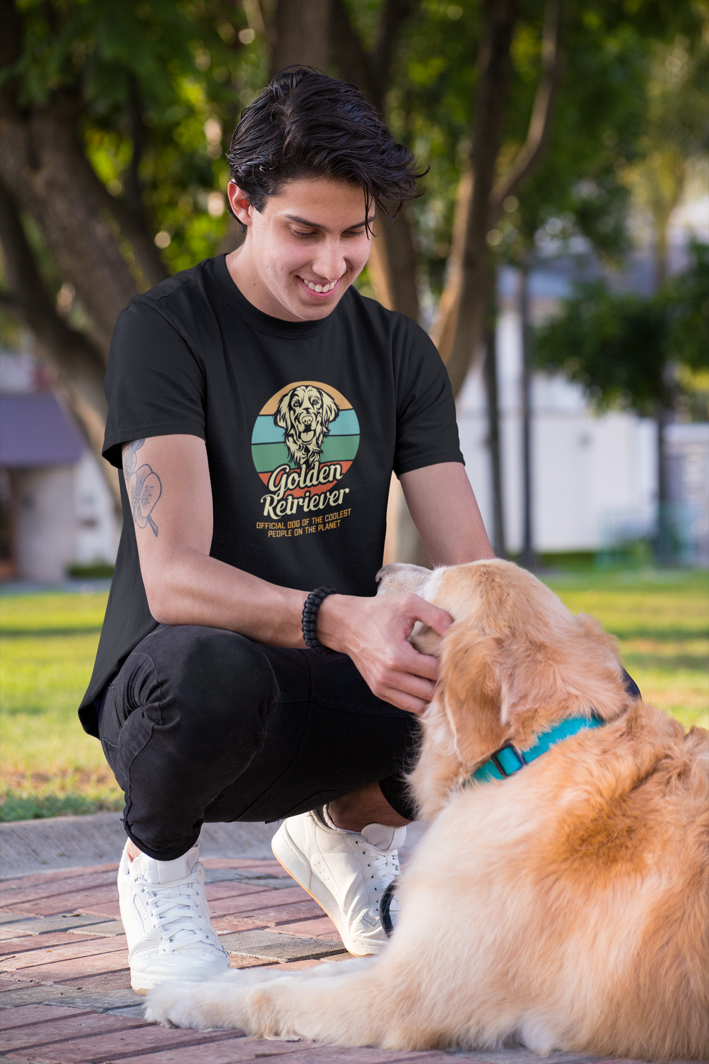 Golden Retriever - Official Dog of the  Coolest People on the Planet - Unisex Jersey Short Sleeve Tee